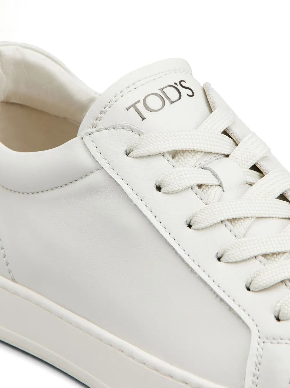 Tod's tenis con agujetas y apliques | Image 5