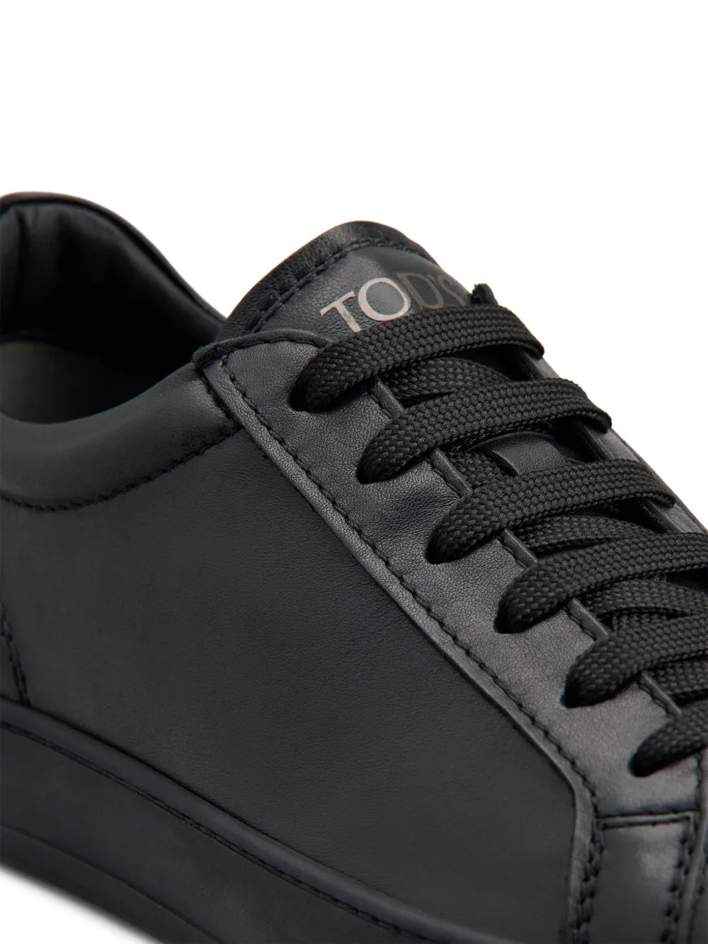 Tod's tenis bajos con agujetas | Image 5