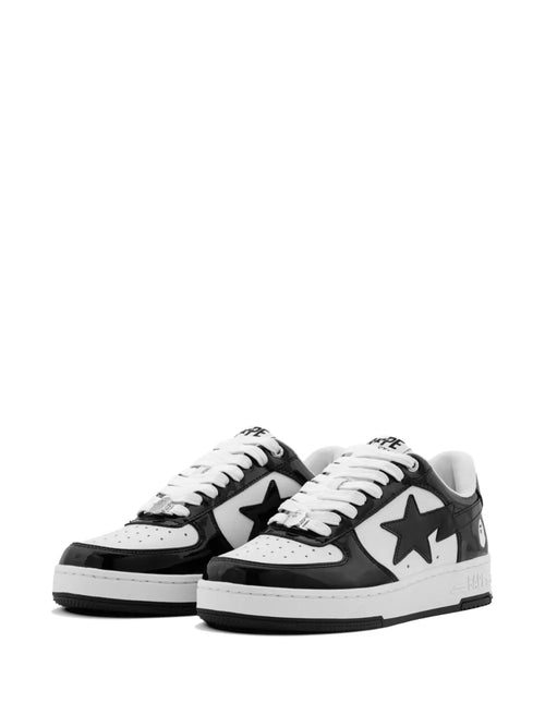 A BATHING APE® tenis Bape Sta de charol | Tenis bajos